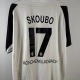 Borussia Mönchengladbach 2002/03 Heimtrikot – Skoubo #17 – 2 Autogramme – Größe XL