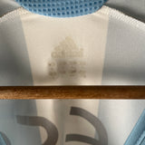 Argentinien 2006 Heimtrikot + Hose – Messi #19 – Größe L – Set