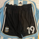 Argentinien 2006 Heimtrikot + Hose – Messi #19 – Größe L – Set