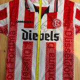 Fortuna Düsseldorf 1996 Heimtrikot – mit Autogramm (Erwachsen wie XS)