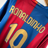 FC Barcelona 2006/07 Ronaldinho Heimtrikot (L)