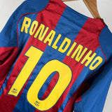 FC Barcelona 2004 Heimtrikot – Ronaldinho #10 (M)