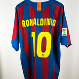 FC Barcelona Vintage Heimtrikot 2005/06 – Ronaldinho #10 XL