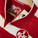 1. FC Kaiserslautern 2013/14 Heimtrikot – mit Autogrammen (L)