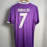 Real Madrid 2016/17 Auswärtstrikot – Cristiano Ronaldo #7 – World Champions Patch (L/XL)