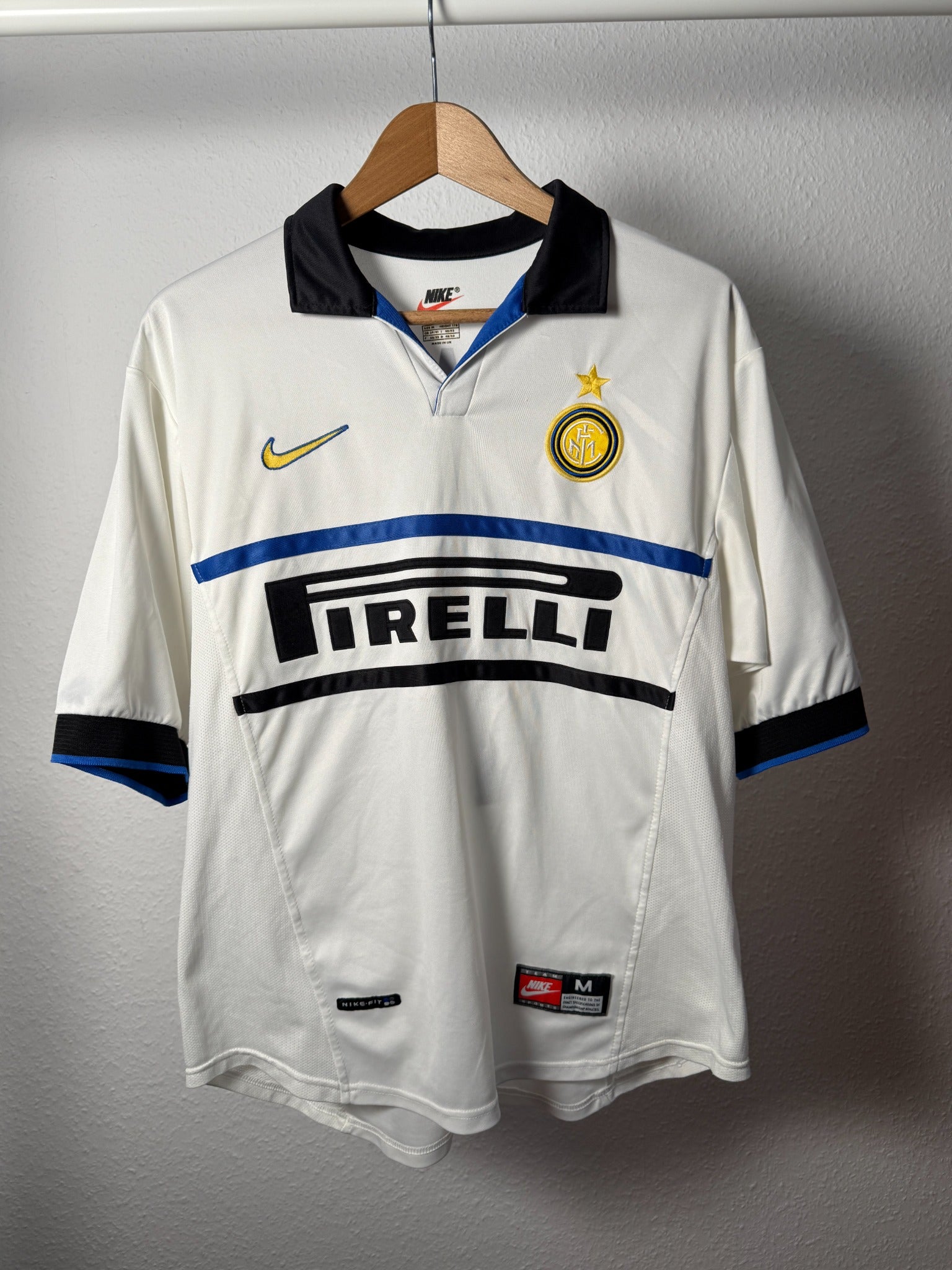 Inter Mailand 1999/2000 Ronaldo #9 Auswärtstrikot Vorderseite