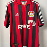 Bayer 04 Leverkusen Heimtrikot – Bastürk #10 – Foto 1