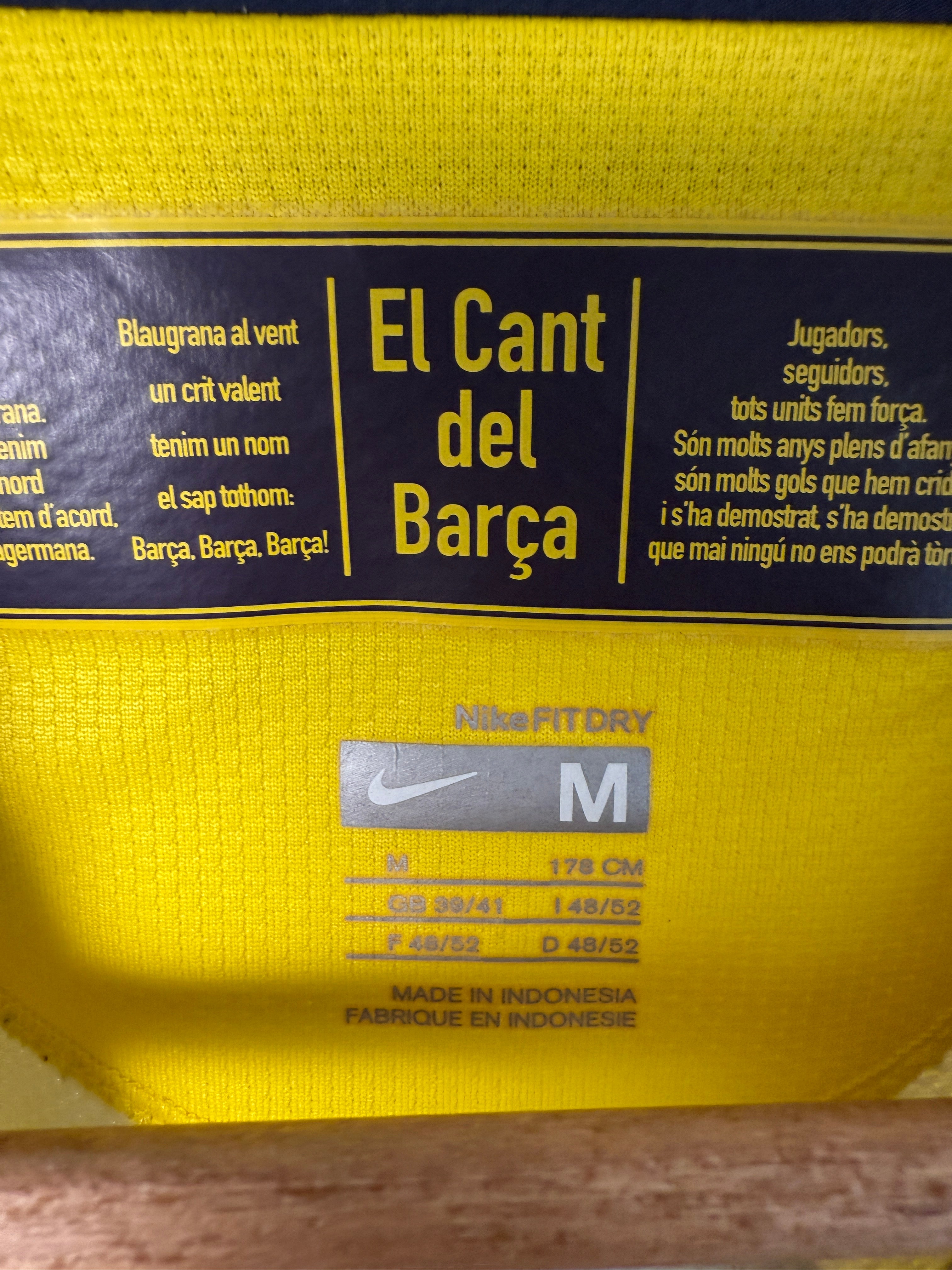 FC Barcelona 2009/10 Auswärtstrikot Langarm – Messi #10 – IMG_2590.JPG