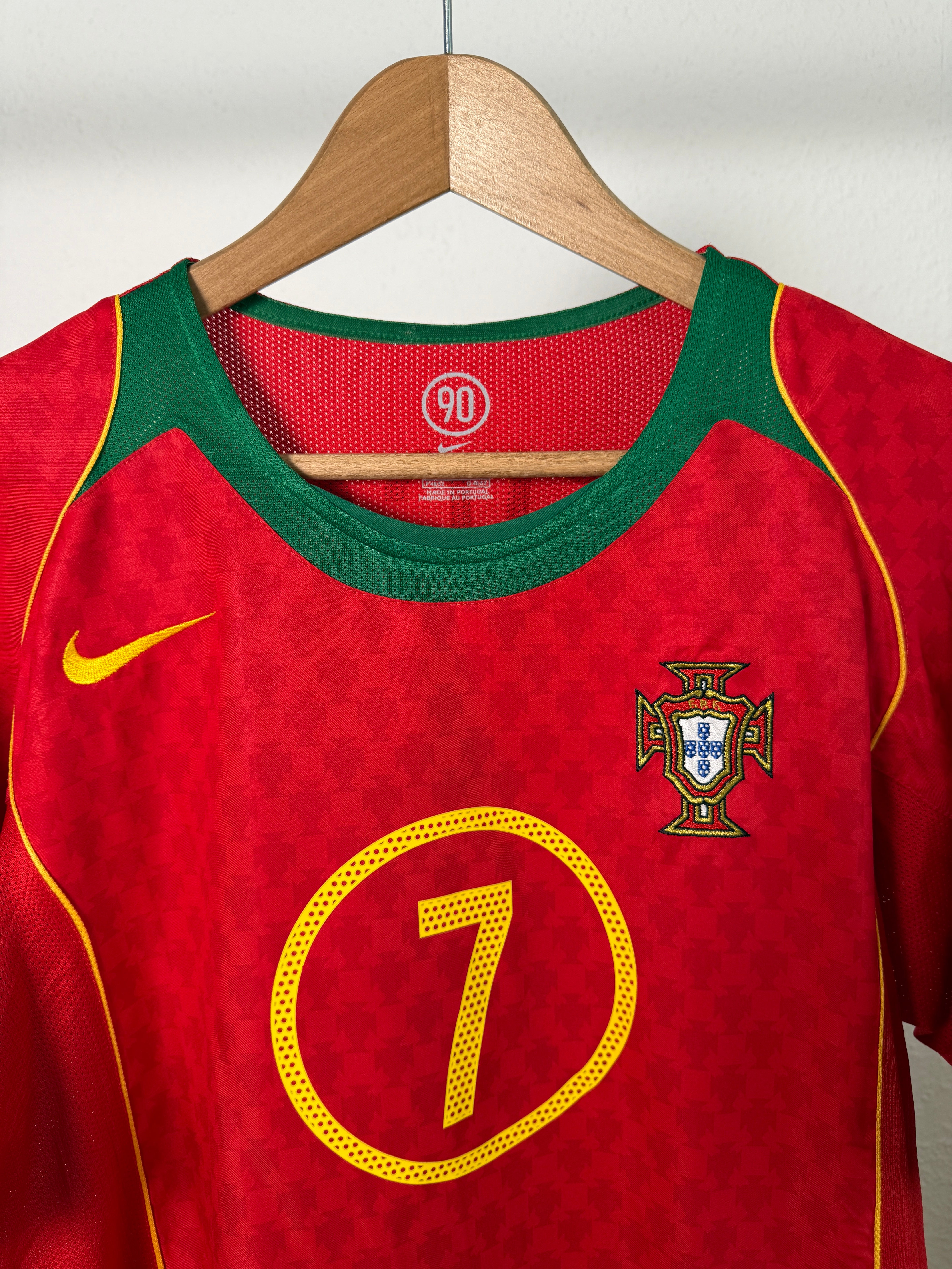 Portugal 2004 Heimtrikot – Figo #7 – Foto 2