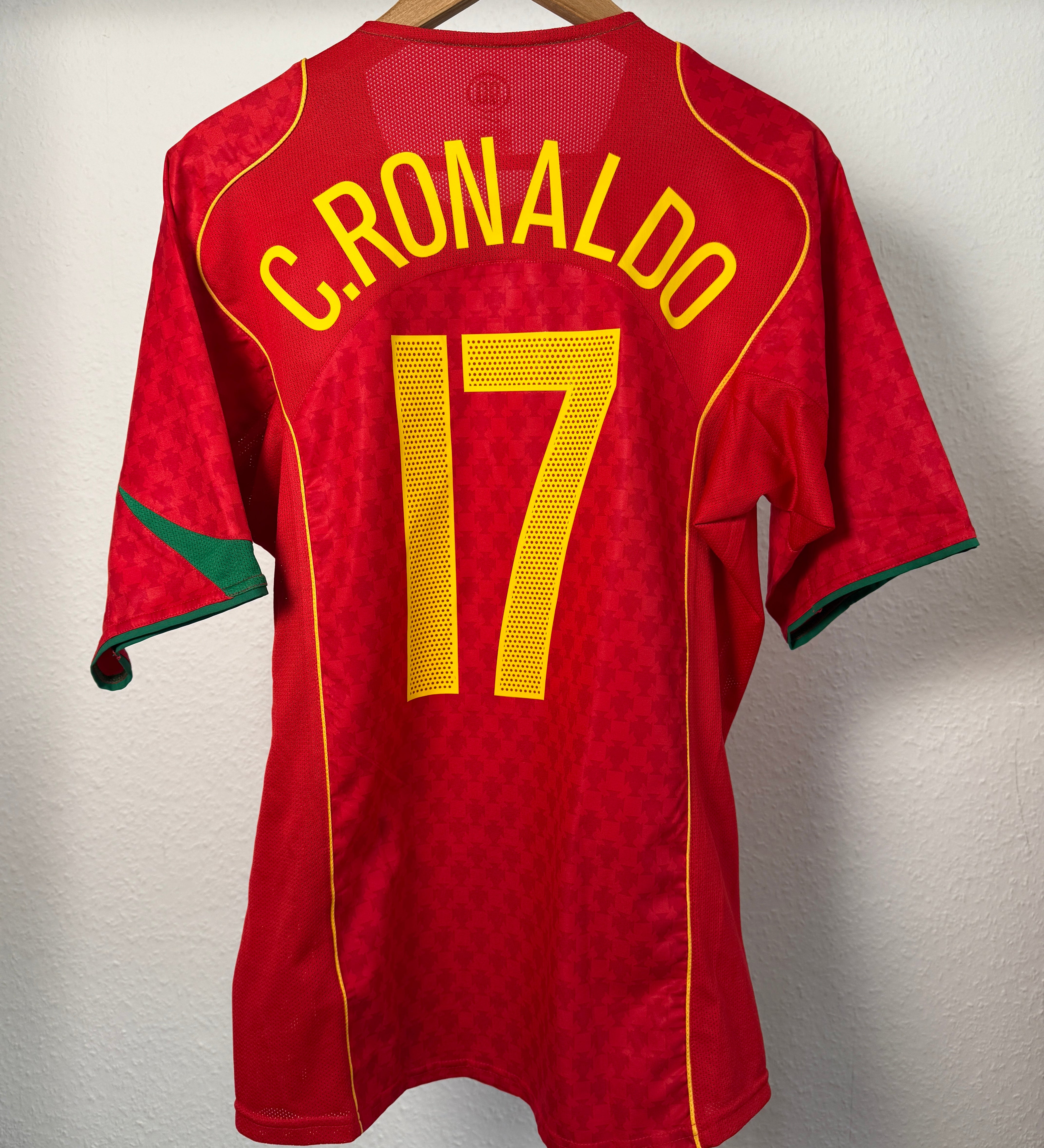 Portugal 2004 Heimtrikot – Cristiano Ronaldo #17 – M – IMG_2700.JPG