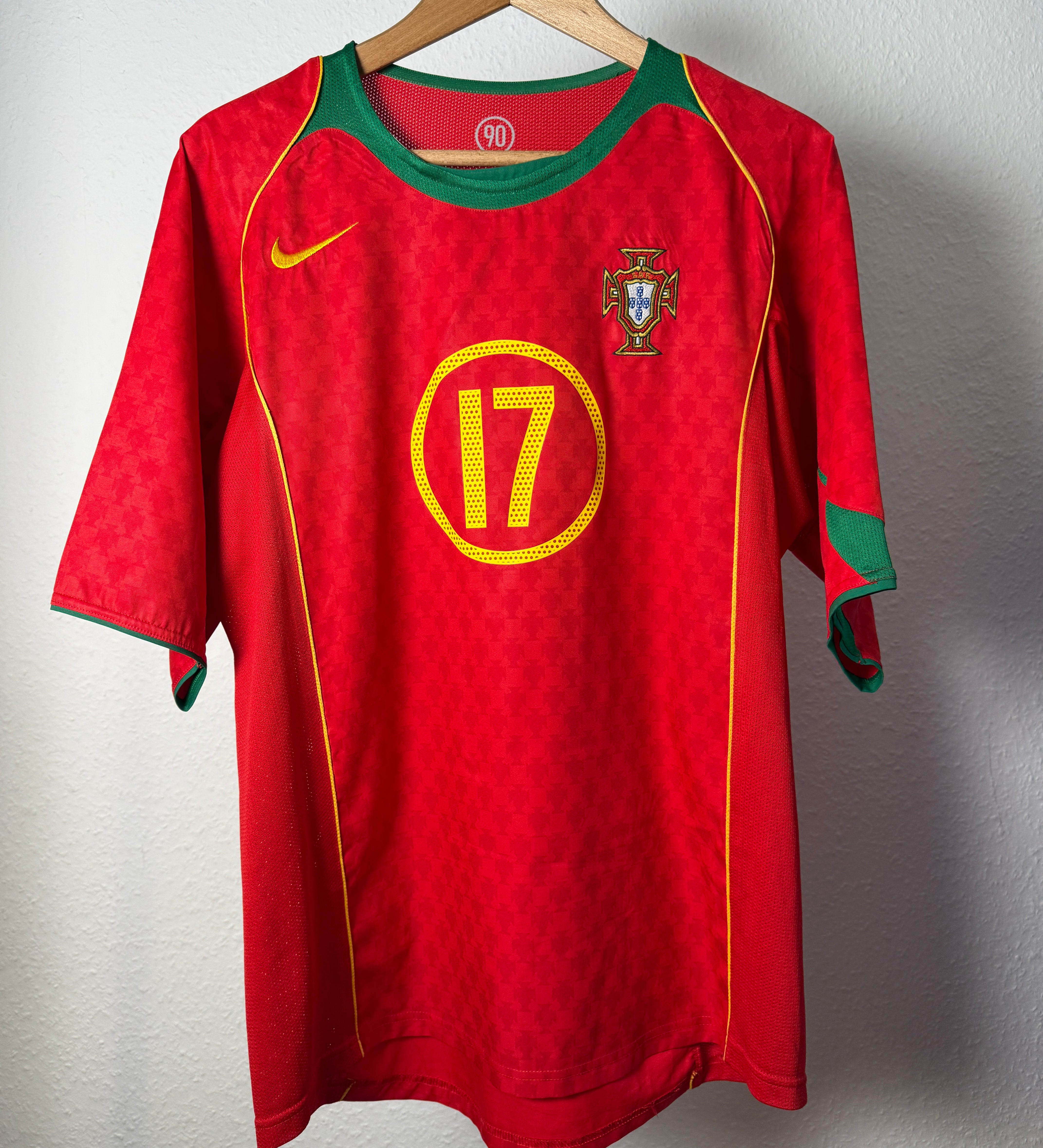 Portugal 2004 Heimtrikot – Ronaldo #17 – Foto 1