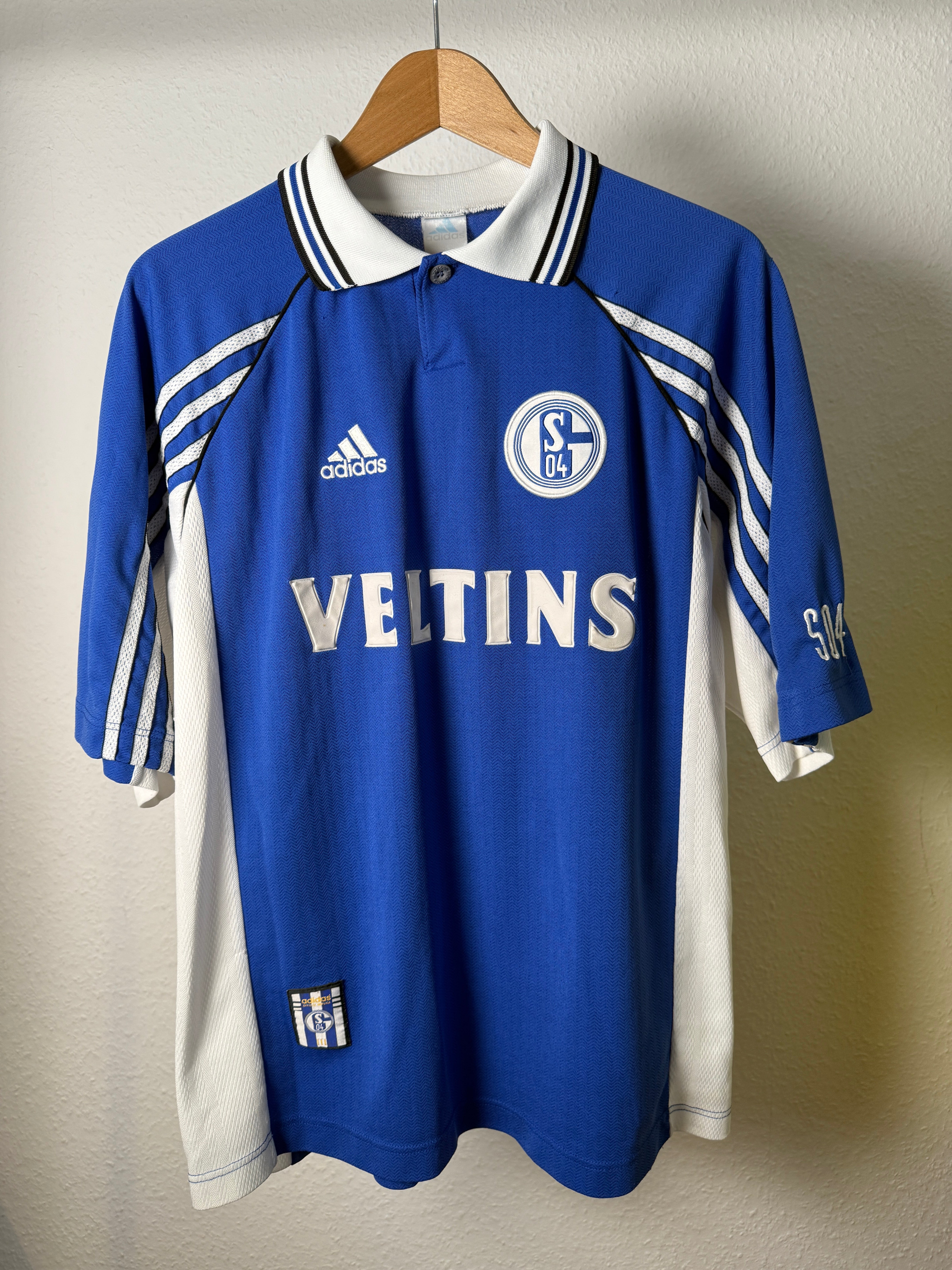 FC Schalke 04 1999–01 Ausweichtrikot – Büskens #19 – Foto 1