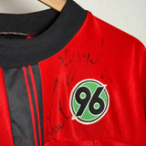Hannover 96 2002/03 Home Shirt – Signed – XL