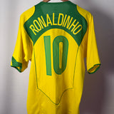 Brasilien 2004 Heimtrikot – Ronaldinho #10 – Nike (L)