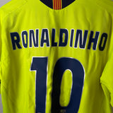 FC Barcelona 2005/06 Auswärtstrikot – Ronaldinho (#10) – Größe L