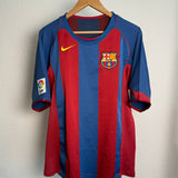 FC Barcelona 2004 T🔵🔴 FC Barcelona 2004/05 Heimtrikot – Ronaldinho #10 – Nike (L)rikot – Ronaldinho (#10) – L