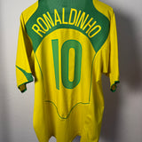 Brasilien 2004 Heimtrikot – Ronaldinho #10 – Nike – XL