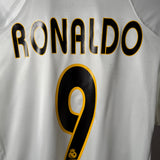 ⚪ Real Madrid 2004/05 Heimtrikot – Ronaldo #9 – Adidas (L)