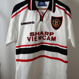 Manchester United 1998/99 Auswärtstrikot – Sharp Viewcam – Beckham (#7) – Umbro – Vintage