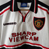 Manchester United 1998/99 Auswärtstrikot – Sharp Viewcam – Beckham (#7) – Umbro – Vintage