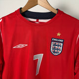 England 2004/06 Heimtrikot – Beckham (#7) – Langarm – L