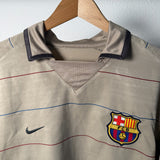 FC Barcelona 2004/05 Third Trikot Detail Vorderseite