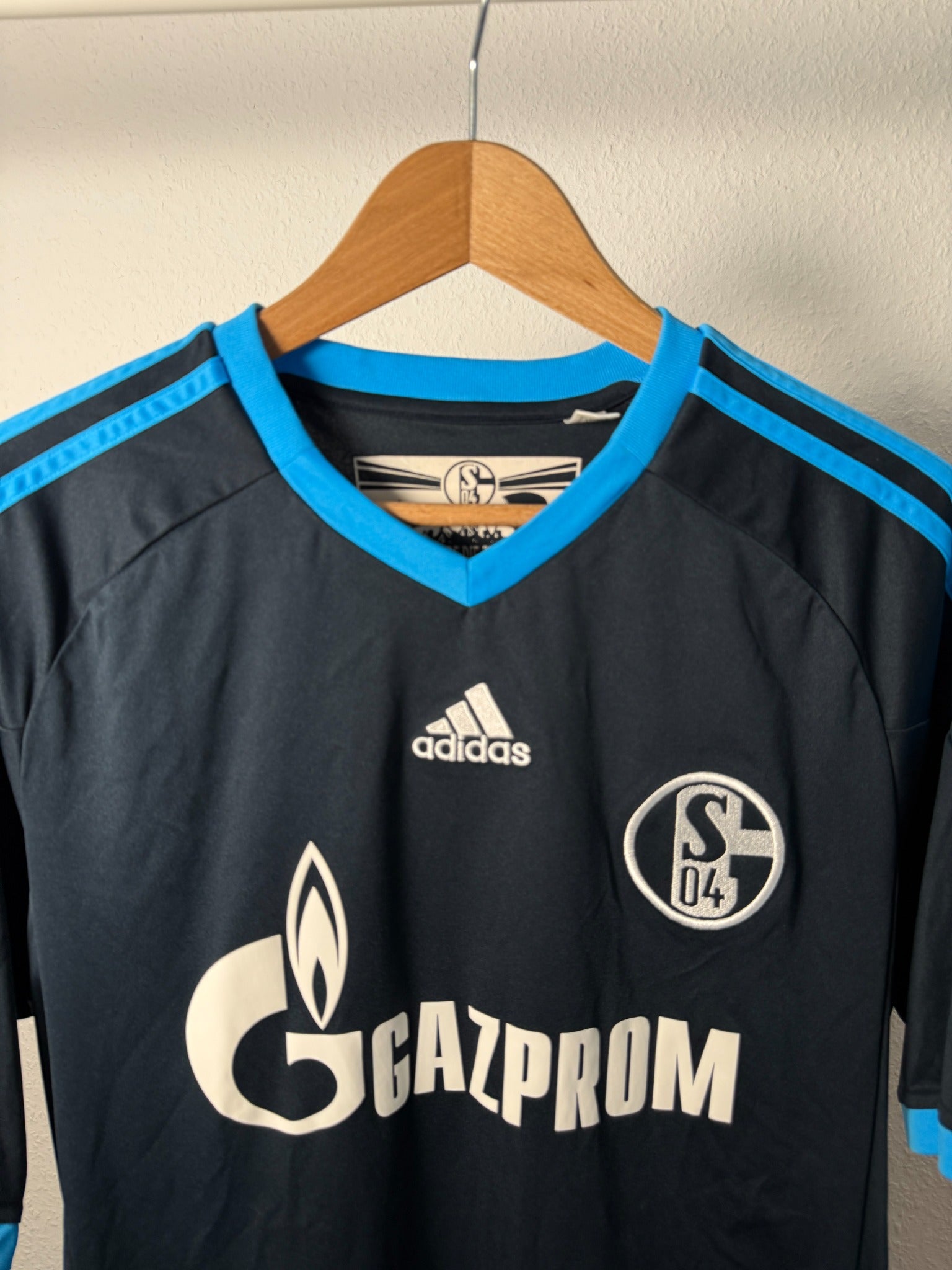 Schalke 04 2010/11 Auswärtstrikot Raúl #7 Front Detail